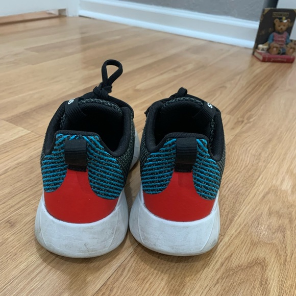 Addidas Kids shoes Size 5US Red Blue and Black Addidas for kids - Picture 3 of 4